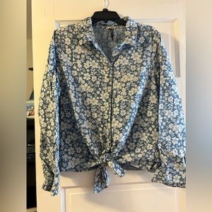 Seven Floral Denim Looking Shirt Size 14/16